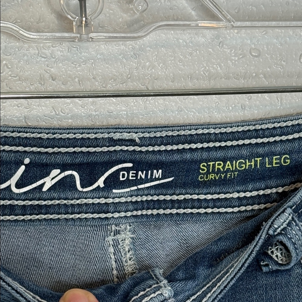 INC Women's Denim Straight Leg Curvy Fit Jeans Size 4 - Picture 2 of 6